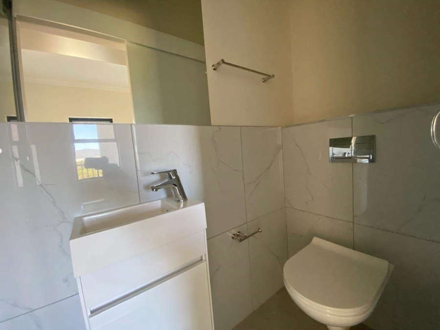 1 Bedroom Property for Sale in Table View Western Cape
